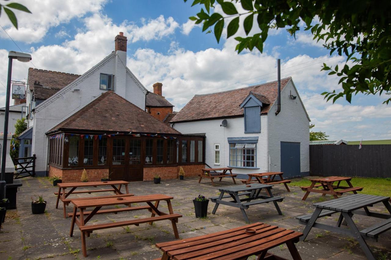 Queens Head Inn Evesham Extérieur photo