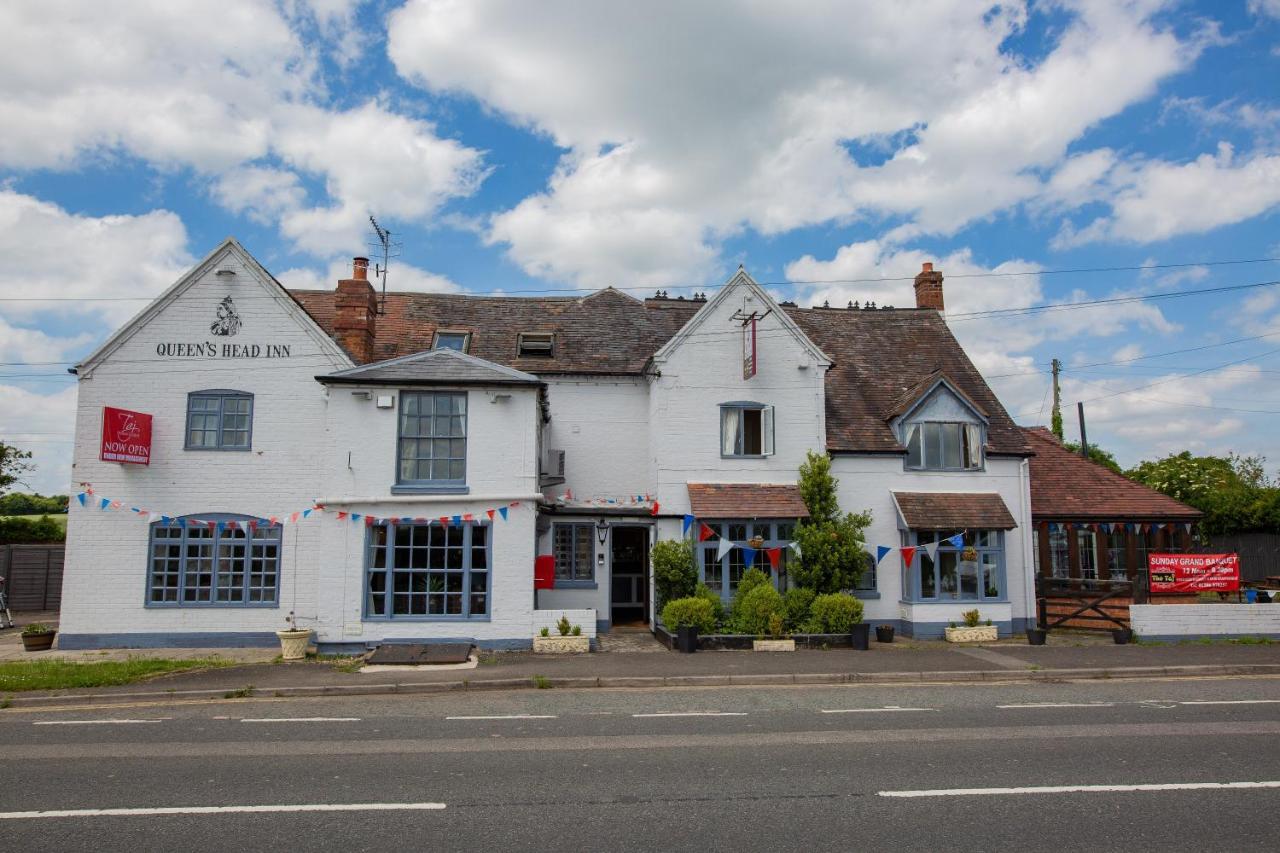 Queens Head Inn Evesham Extérieur photo